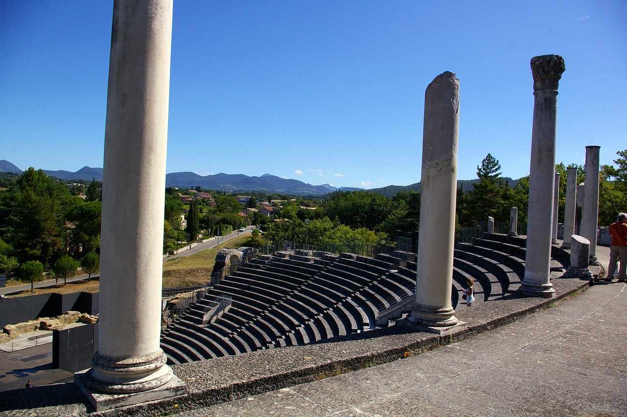 Théâtre antique de Vaison-la-Romaine, à visiter depuis le camping proche du Mont Ventoux